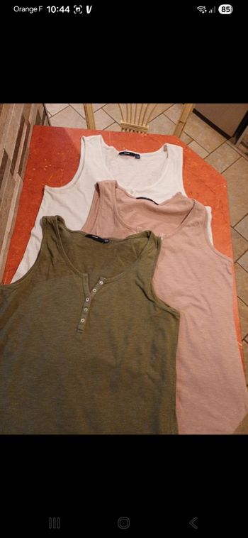 Lot de 3 débardeurs de grossesse taille 40