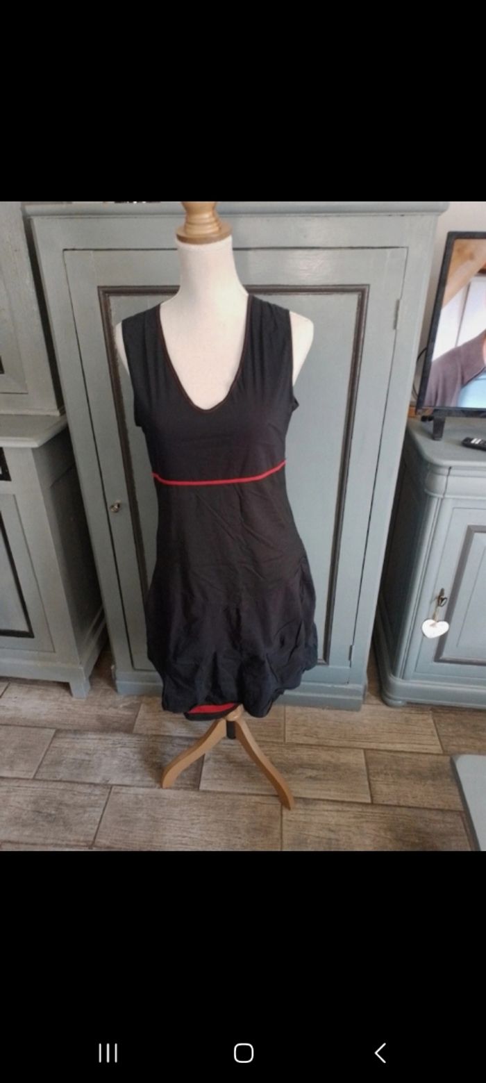 Robe mi longue taille L