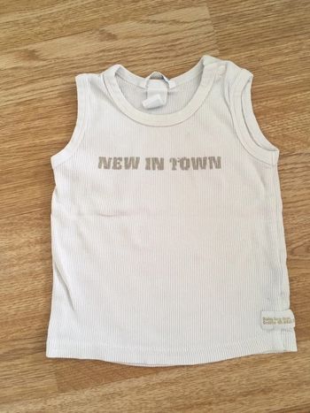 T-shirt sans manches 9-12 mois
