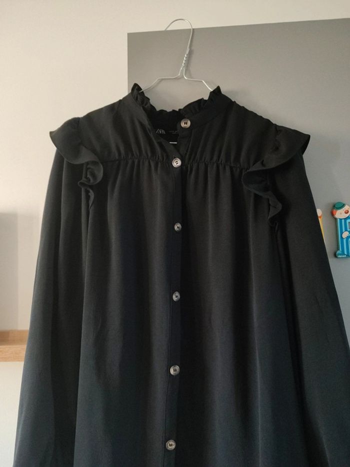 Robe noire - photo numéro 4