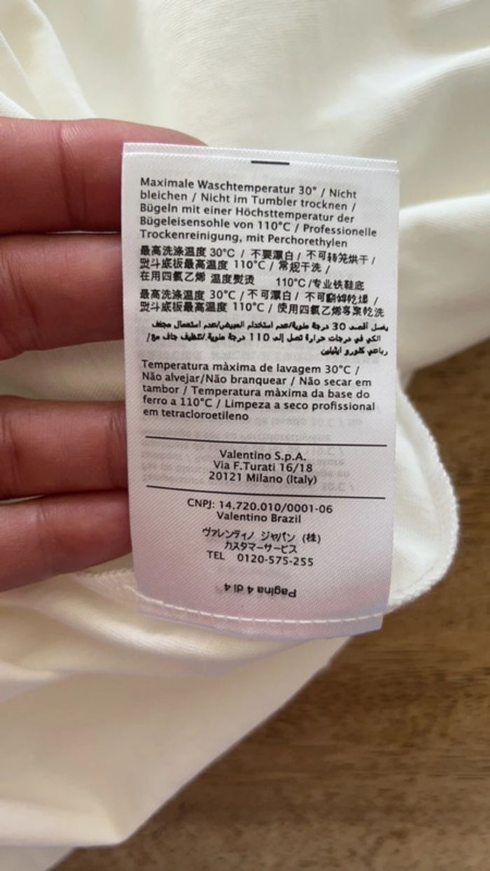 T shirt Valentino neuf taille xxl - photo numéro 8