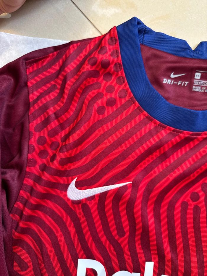 Maillot de foot Nike équipe FC Barcelone taille 13/15 ans authentique neuf - photo numéro 6