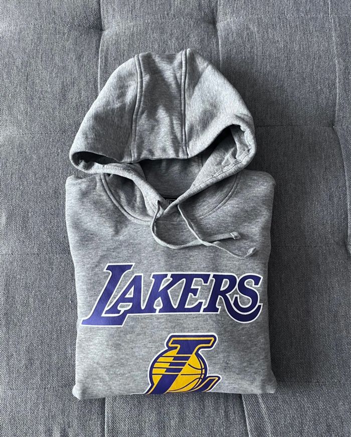 Sweat à capuche Lakers New Era neuf - photo numéro 6
