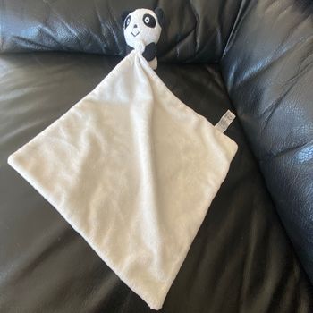 Doudou peluche hochet  panda noir et blanc zeeman 40cm