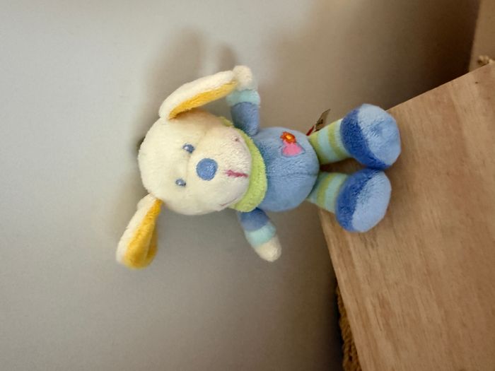 doudou chien bleu cœur rose porte clés - photo numéro 3