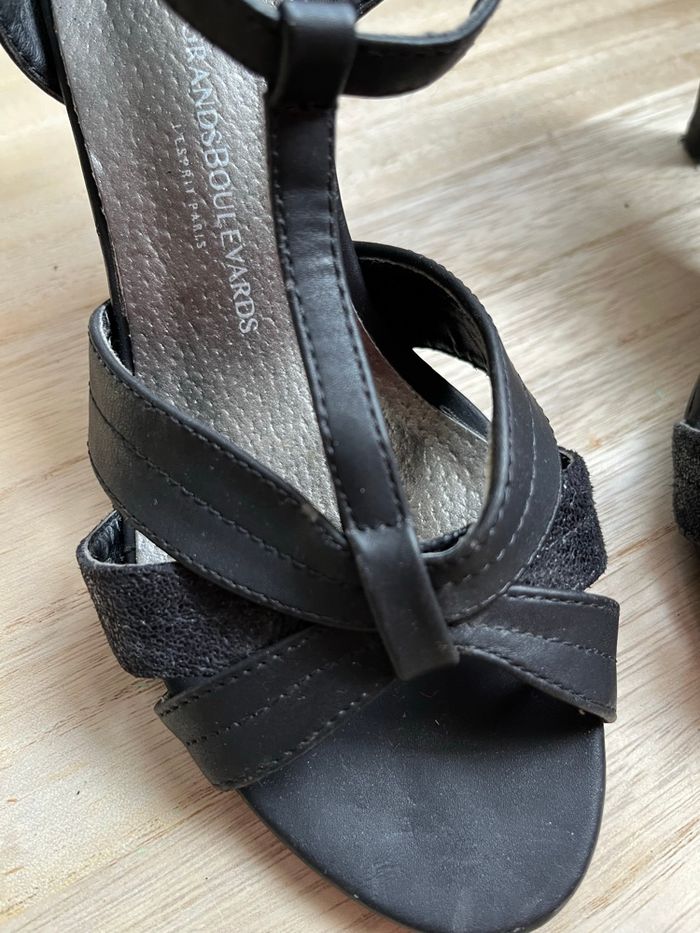 Sandales à talons - photo numéro 3