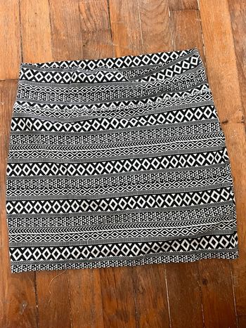 Jupe jacquard Primark taille 40