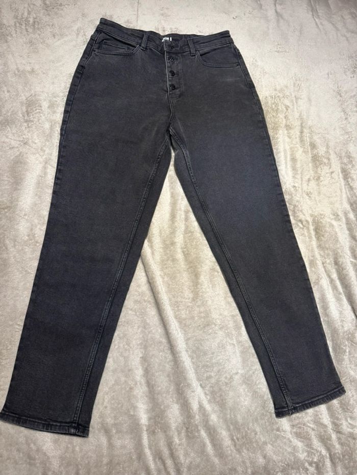 🌻Superbe jean MOM taille haute 🌻