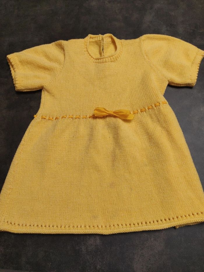 Robe tricoté main taille 2/3 ans