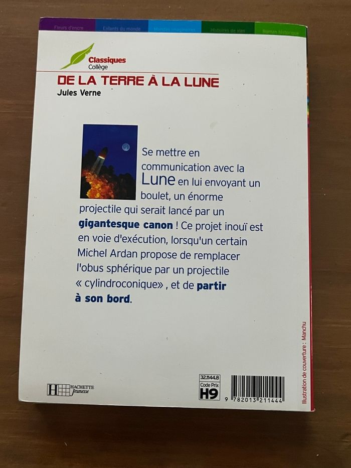 De la Terre  à la Lune  Jules Verne Le livre de Poche - photo numéro 5