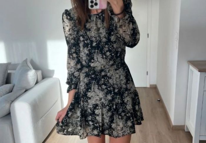 Robe Peace n'love taille M/L neuve avec étiquette