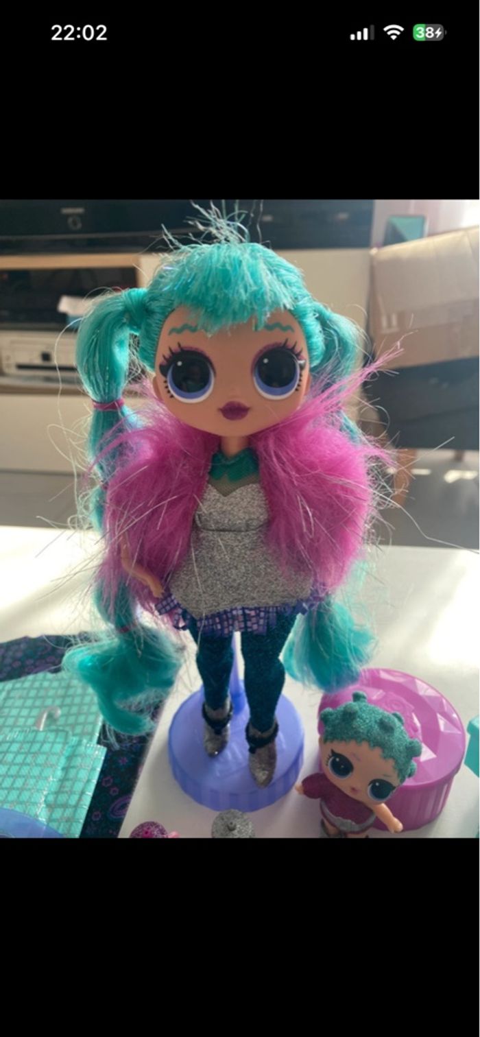 LOL Surprise OMG Model Doll - COSMIC NOVA - Includes Model Doll, Multiple Surprises and Fabulous Accessories - photo numéro 5