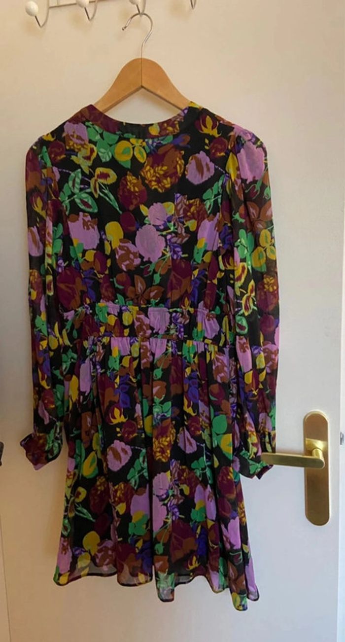 Robe manches longues à fleurs  Naf Naf Taille S - photo numéro 2
