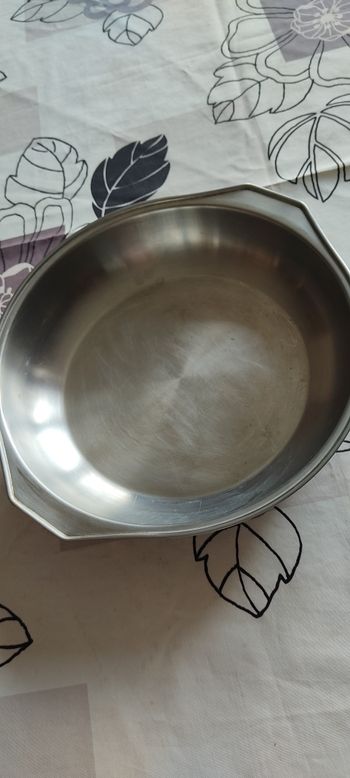Plat rond Létang et Rémy