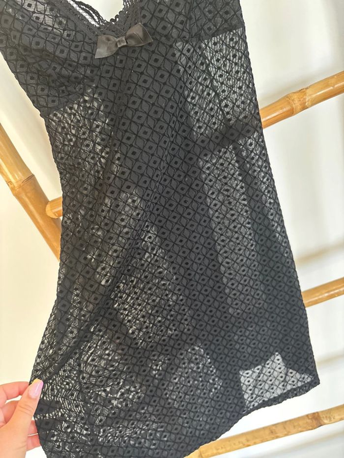Nuisette noire transparente - photo numéro 4