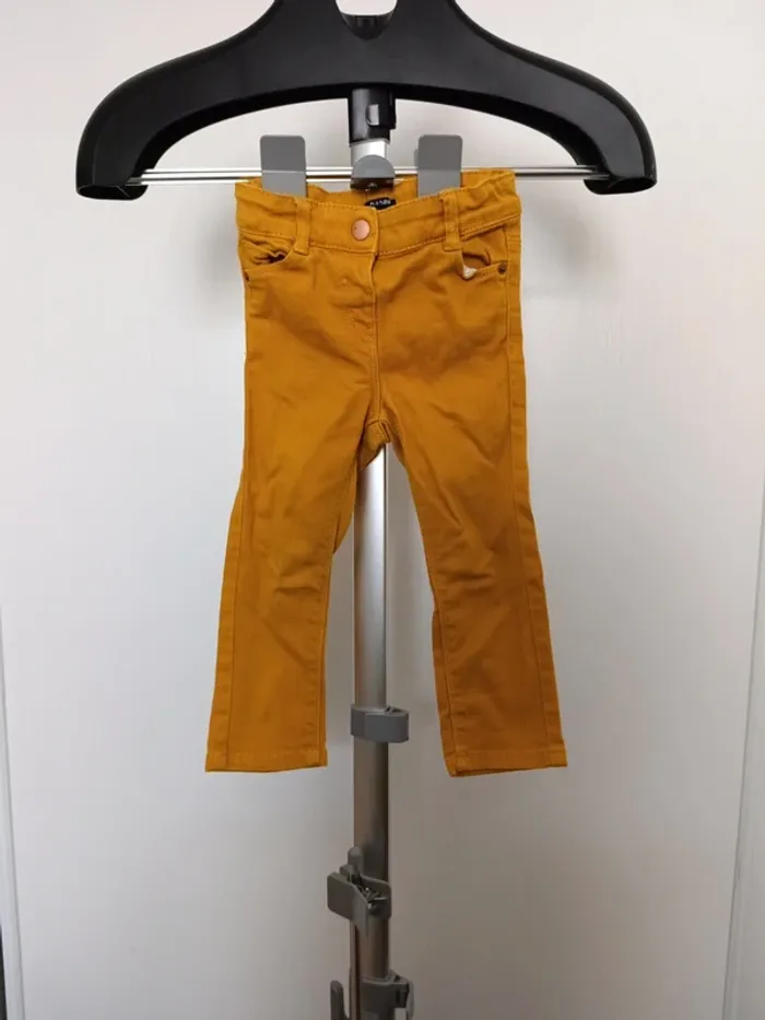 Jeans kiabi jaune moutarde