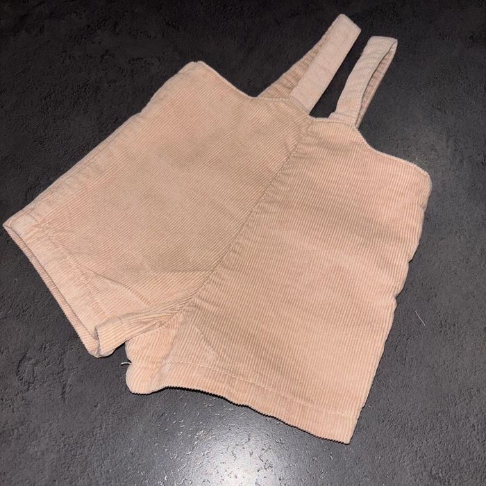 Salopette beige Kiabi / 1 mois / Très bon état - photo numéro 3