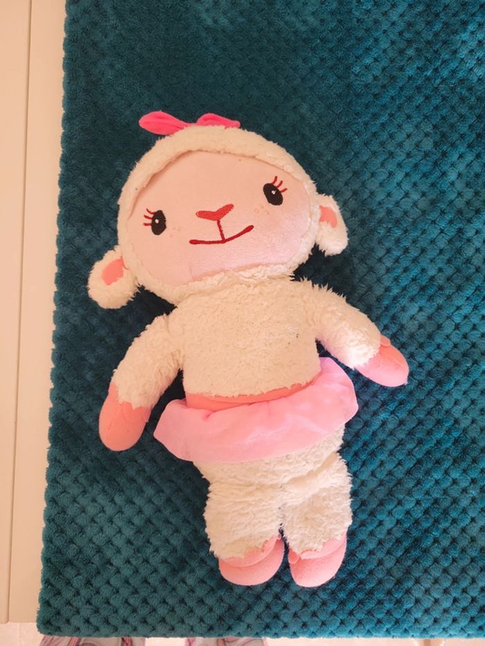 Peluche de câline dr la peluche - photo numéro 4