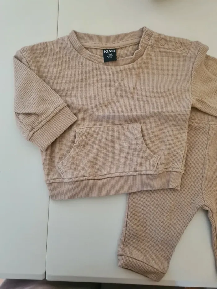 Ensemble beige - photo numéro 4