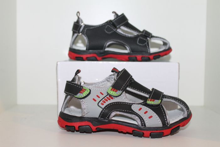 sandales nus pieds rouge noir gris 30 - photo numéro 1