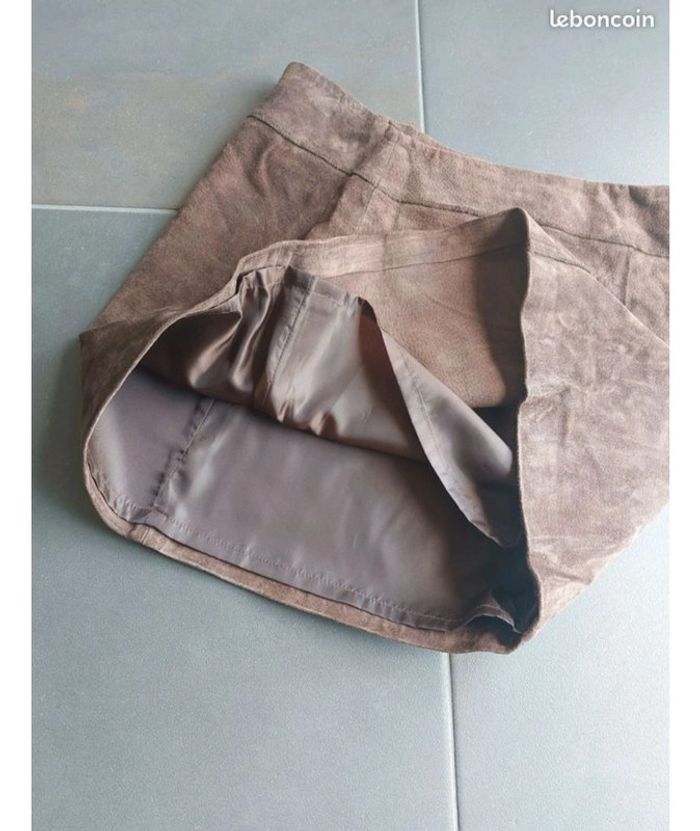 Ensemble jupe/veste cuir marron - photo numéro 5