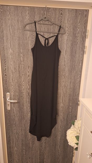 Robe longue ample uni noir sans manches à Bretelles fines