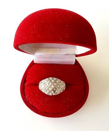 Bague argentée avec brillants T 57