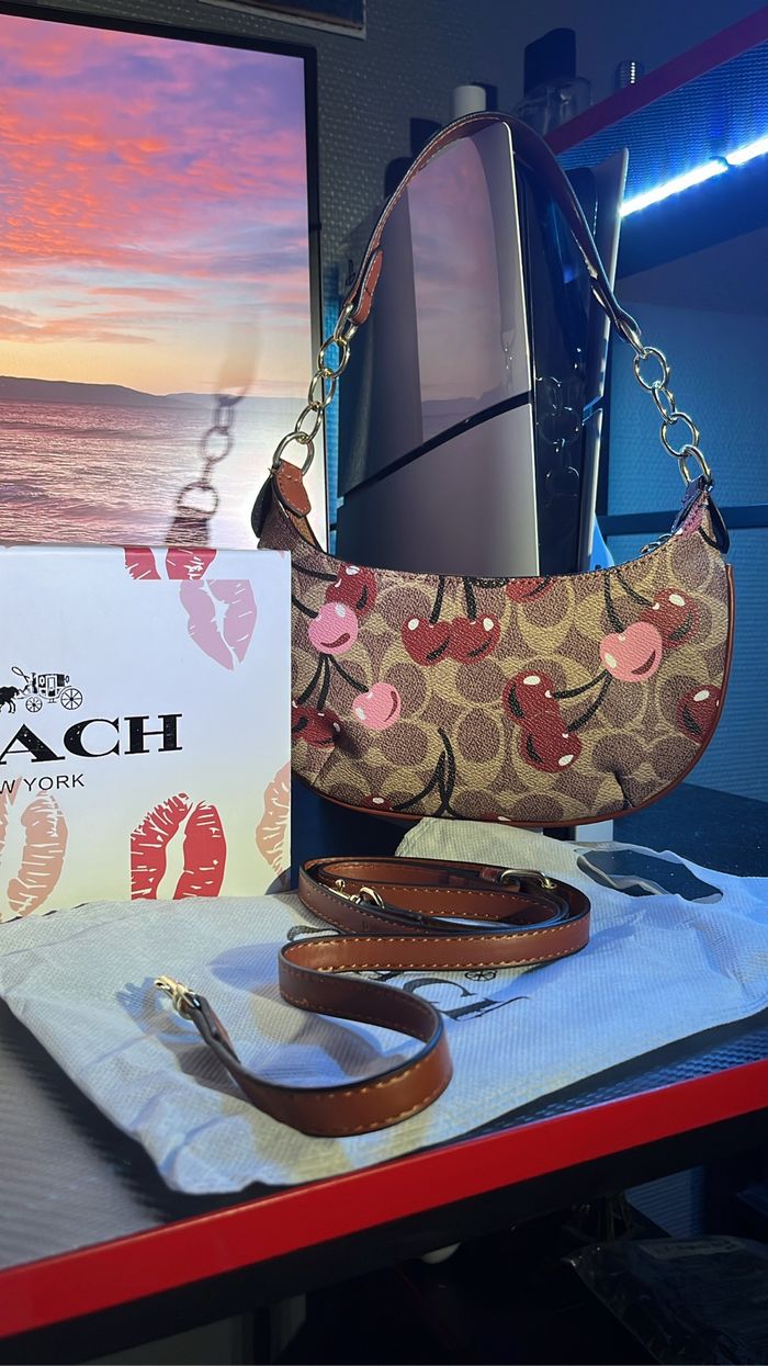 Sac coach cerise 🍒 - photo numéro 4