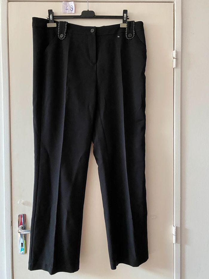 Pantalon droit noir 48 NEUF