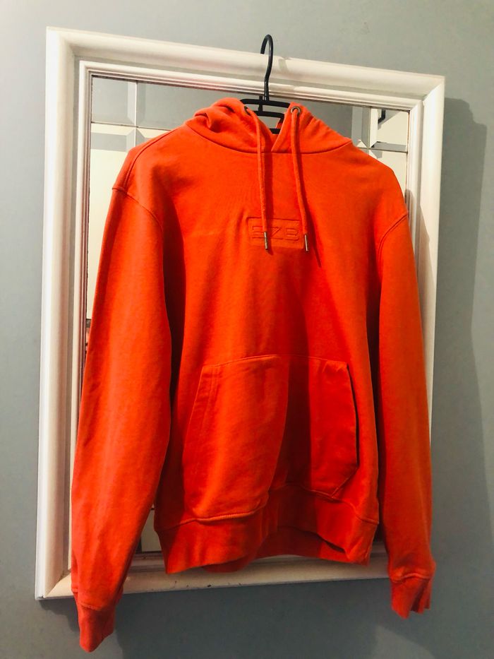 Pull à Capuche BZB