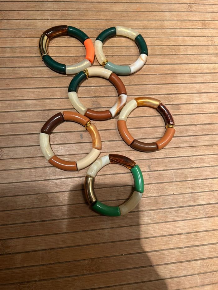 Lot de bracelets