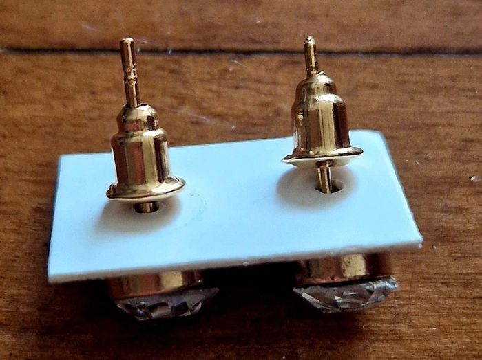 Clous d oreilles strass blanc - photo numéro 2