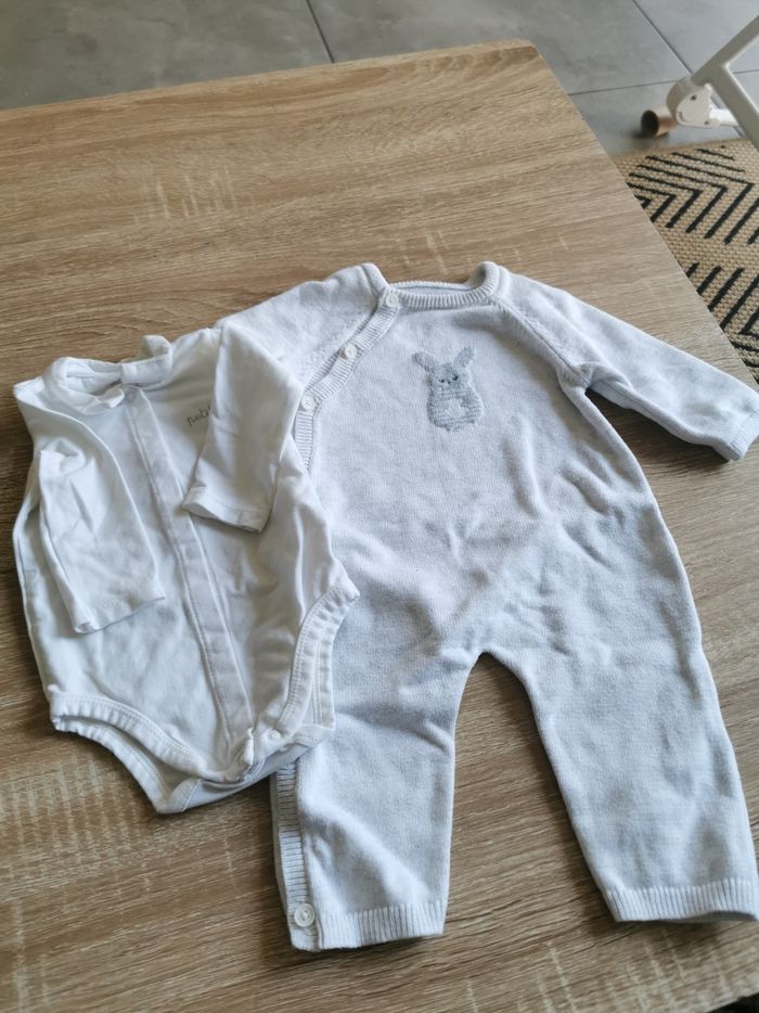 Ensemble combinaison + body 3 mois oba