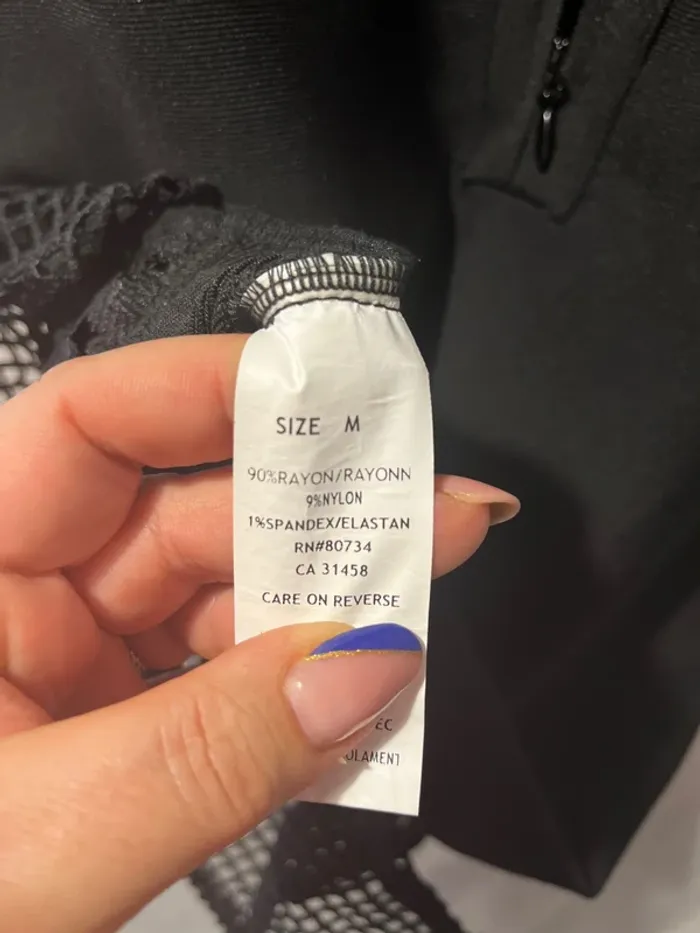 robe noire - photo numéro 8