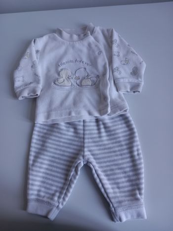 Pyjama taille 56 C&A