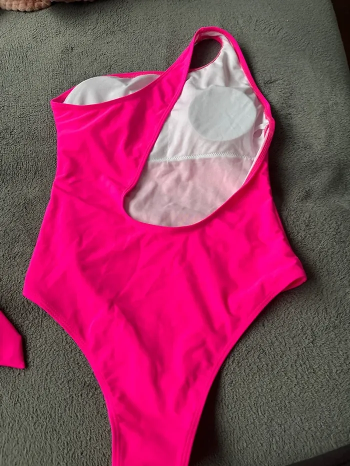 Maillot de bain pour femmes - photo numéro 4