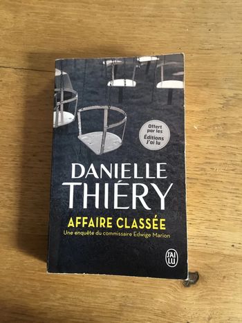 Livre « affaire classée »