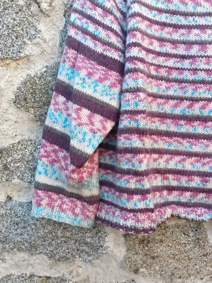 Pull tricot rayures rose violet et bleu - photo numéro 2