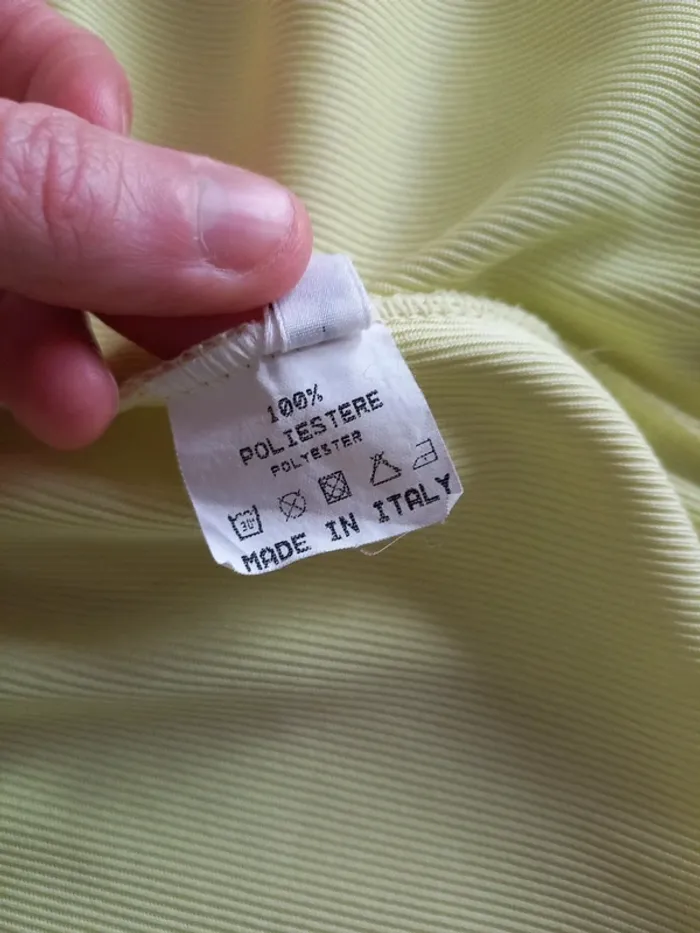 Gilet Tee-shirt manches courtes T42/44 - photo numéro 9
