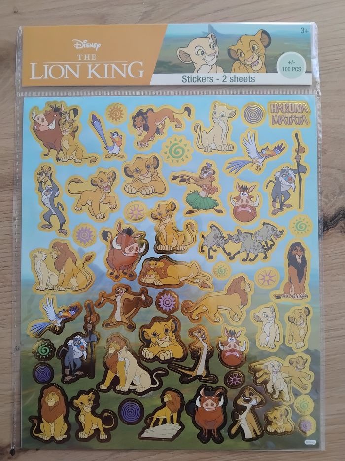 Autocollant roi lion