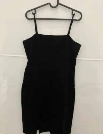 Robe noire  à bretelles  pimkie