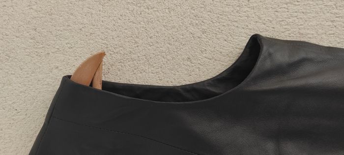 Robe trois trous coupe princesse Atelier R en cuir véritable - photo numéro 4
