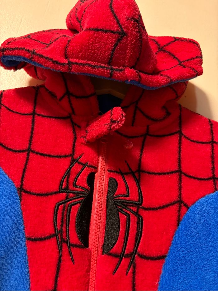 Sur pyjama garçon taille 116 - photo numéro 5