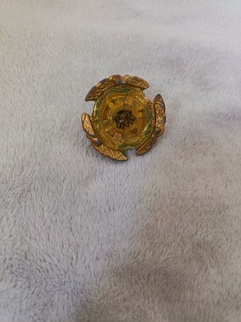 Rare ! Toupie Beyblade Variares D:D Gold Version - Metal Fury