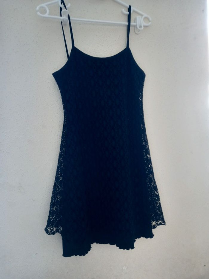 Robe dentelles noires Taille : 36 - photo numéro 2