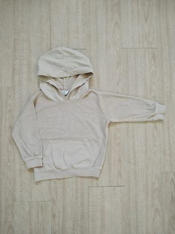 Sweat à capuche 2 ans
