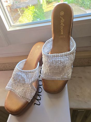 Mules ajourées blanches P39 neuves (Abloom)