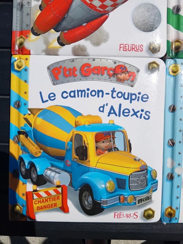 Lot de 5 livres P'tit Garçon tbe + 1 offert - photo numéro 7