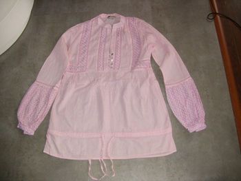 chemisier ou tunique manches longues rose imprimé Taille S-Stradivarius neuve