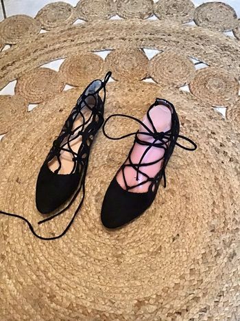 Chaussure plate avec laçage taille 39 marque Secondo Bella